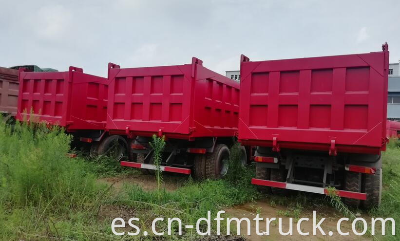 used tipper truck (1)